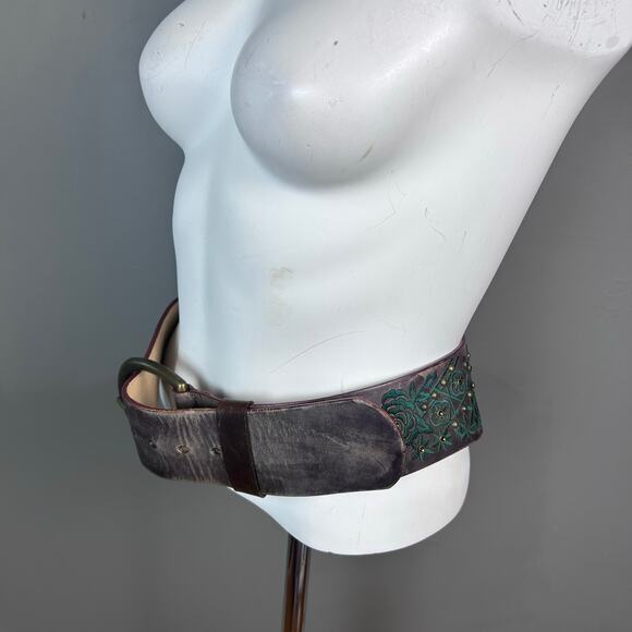 Streets Ahead belt Medium embroidered chunky brown western boho‎ distressed hips main image 10